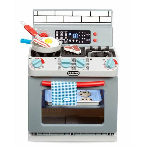 Toy kitchen