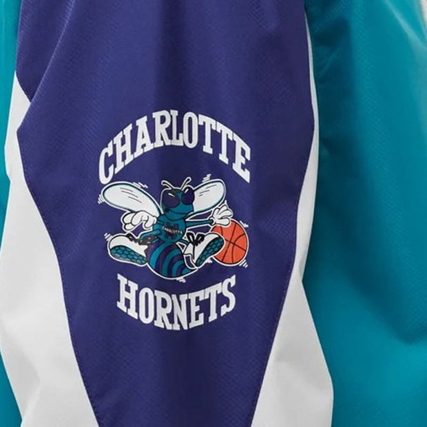 Sportjackefür Herren Mitchell & Ness Charlotte Hornets Blau Basketball