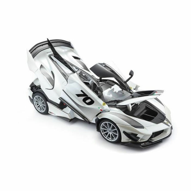 Racing car Bburago Ferrari FXX K Evo 1/8 Car White