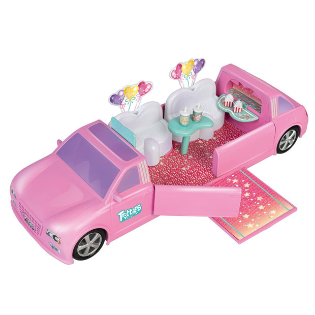 Doll Famosa Trottie Emma  Car 44 cm 25 cm